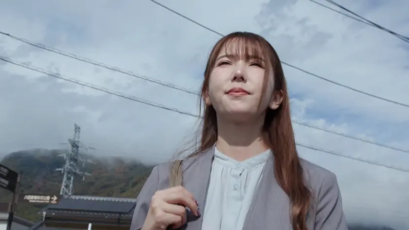  ある旅館の土地買収に訪れた美熟女の不動…  (741A110-G03)-1