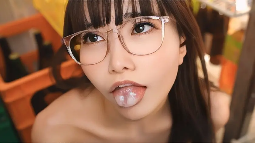  「お客さんにバレそうで興奮する・・・」… 水瀬ゆあ (799FTHTD-170)-4