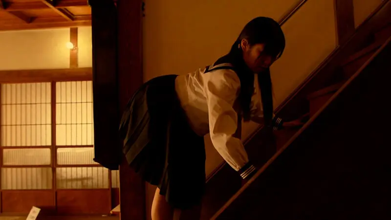 古びた屋根裏で麻縄の甘美なアブノーマルな…  (h_1724a096g00001)-1