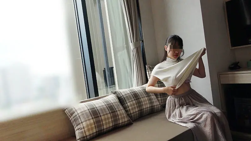 夫との旅行中でもご主人様に変態オナニー報…  (h_1783tkfc00020)-2